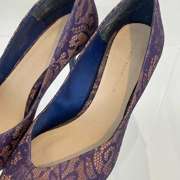 PURPLE LACE PUMP - Picture 2 of 6